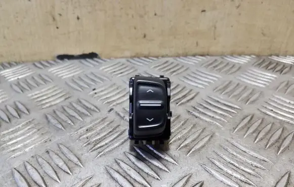 Dacia Sandero Electric window control switch 254214937R