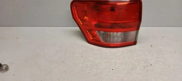 Jeep Grand Cherokee Rear/tail lights 55079415AE 55079421AE 70031AE