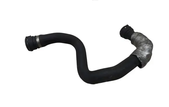 BMW 5 E60 E61 Engine coolant pipe/hose 7568746