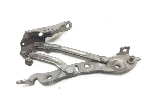 Volvo S60 Tailgate/trunk/boot hinge