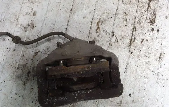BMW 5 E60 E61 Front brake caliper NOCODE