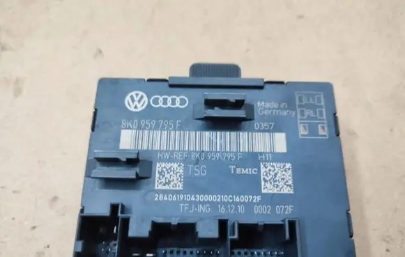Audi Q5 SQ5 Door control unit/module 8K0959795F