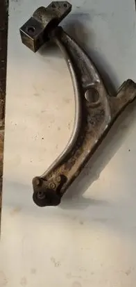 Volkswagen PASSAT B6 Front lower control arm/wishbone 3C0407153B