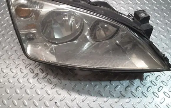 Ford Mondeo Mk III Headlight/headlamp 1305235545