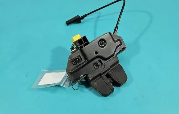 Opel Vectra C Tailgate/trunk/boot lock/catch/latch IMPRK1564862