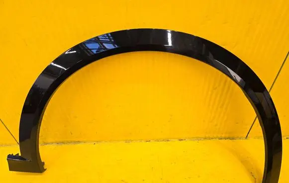 Audi e-tron Front arch trim 4KE853718 4K4853718A