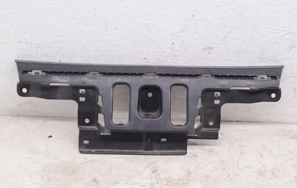 Citroen C3 Rear bumper mounting bracket 9813245980