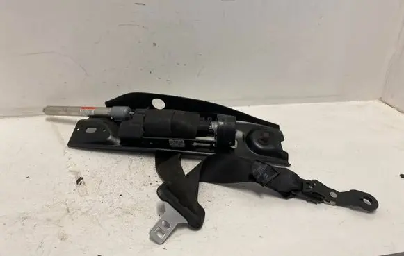 Volvo S80 Front seatbelt 39856174