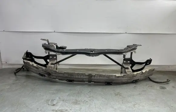 BMW 5 E60 E61 Radiator support slam panel bracket 