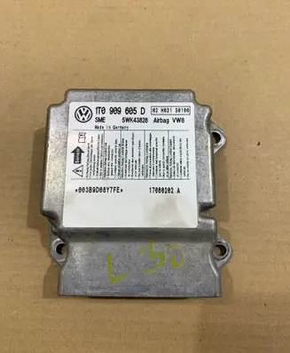Volkswagen Touran I Airbag control unit/module 1T0909605D 5WK43828 02H021S0100