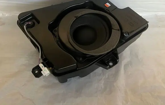 KIA Sorento Subwoofer speaker 96300C6000