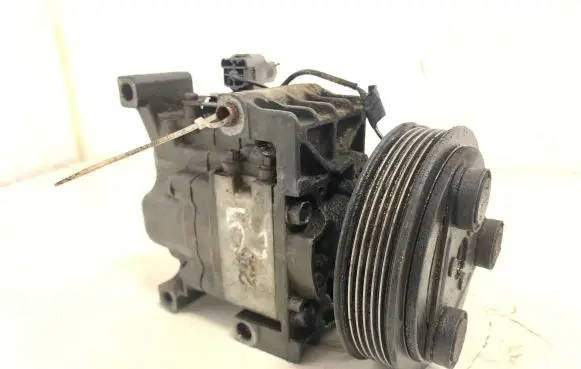 Mazda 6 Air conditioning (A/C) compressor (pump) H12A1AF4DW F1027582 ATM0SGE10