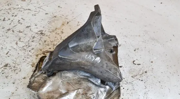 Audi A6 S6 C6 4F Engine mounting bracket 4F0199308AD