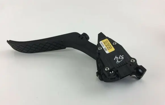 Porsche Cayenne (9PA) Accelerator throttle pedal 7L0723507 A514
