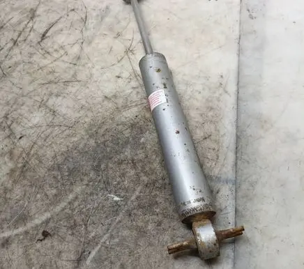 Mercedes-Benz W123 Front shock absorber/damper 554004FK28