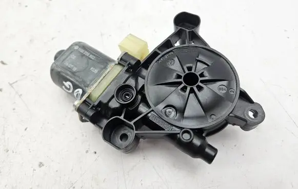 Audi Q3 F3 Rear door window regulator motor 0130822712 E850202086