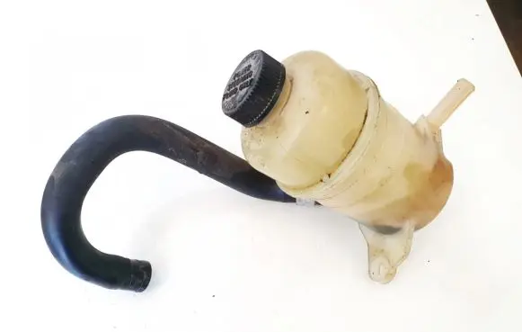 Mazda 626 Power steering fluid tank/reservoir