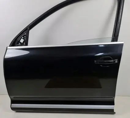 Porsche Cayenne (9PA) Front door 7L0837461D