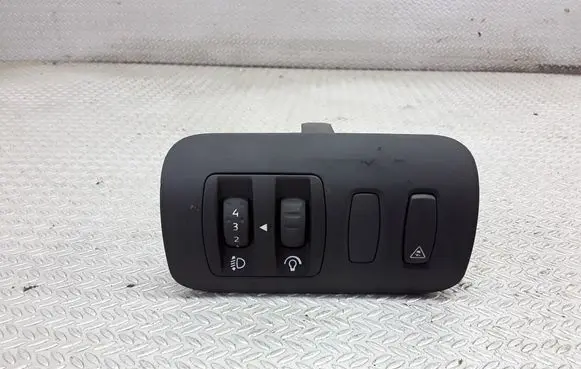 Renault Megane II Headlight level height control switch 88020001