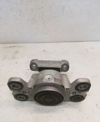 Volvo XC60 Engine mount bracket 31316875