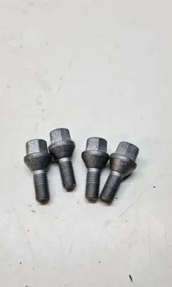 Renault Clio V Nuts/bolts 7707003016
