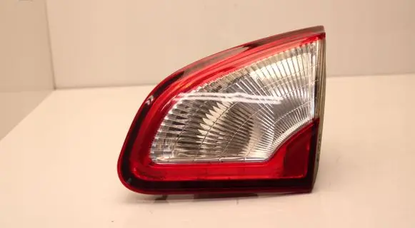 Nissan Qashqai Tailgate rear/tail lights