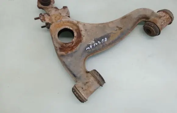 Mercedes-Benz E W124 Front lower control arm/wishbone