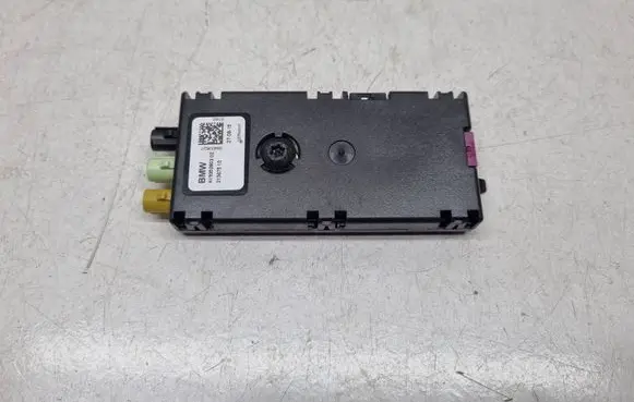 BMW 2 F46 Aerial antenna amplifier 9352603