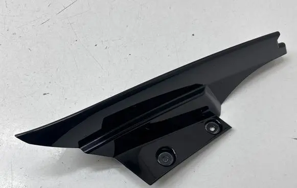 Nissan X-Trail T32 Rear/tail light trim molding 960334CE0A