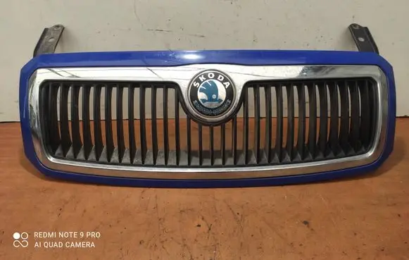 Skoda Fabia Mk1 (6Y) Front grill 6Y0853668
