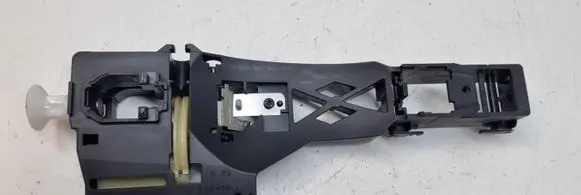 Rear door exterior handle/bracket