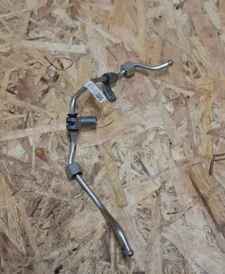 Ford Mustang VI Fuel injector supply line/pipe JR3E9J323CC