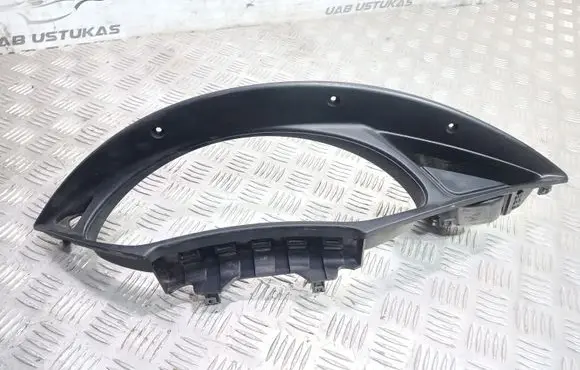 Ford Focus Dashboard trim 98AB10K947 98AB10A894