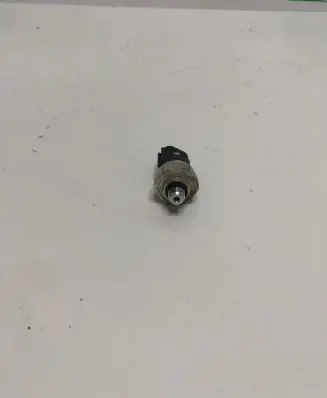 KIA Stonic Air conditioning (A/C) pressure sensor 92CP812 B211CZL1