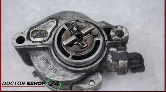Peugeot 207 Vacuum pump D1562B