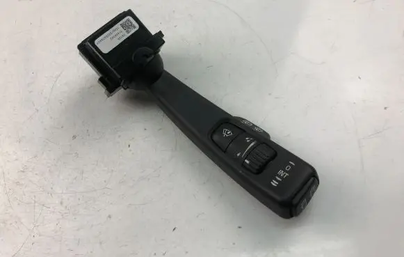 Volvo V40 Indicator stalk 31456042