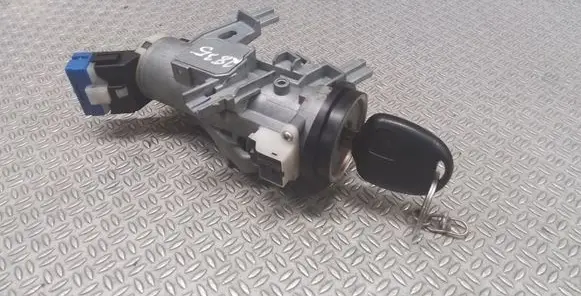 Mitsubishi Grandis Ignition lock
