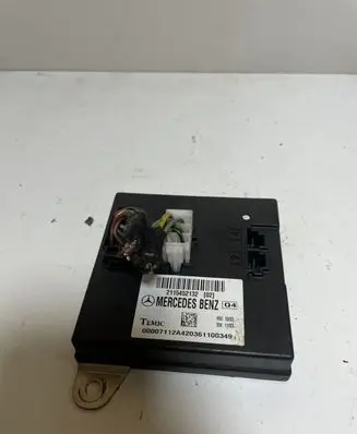 Mercedes-Benz E W211 Other control units/modules 2115452132
