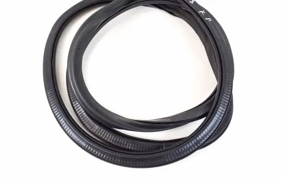 Front door rubber seal