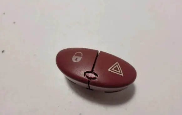 Citroen Xsara Picasso Hazard light switch 43913677 6996150