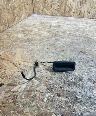 Ford Focus C-MAX Tailgate opening switch 3M5119B514AC