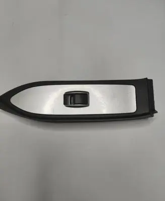 Mitsubishi Pajero Electric window control switch 8608A142 C8DD617M 2126D6
