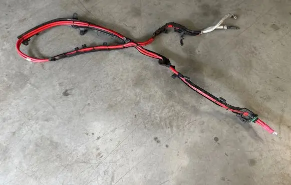 BMW 5 G30 G31 Positive cable (battery) 6807331