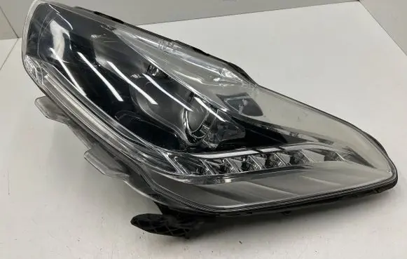 Citroen DS5 Headlight/headlamp 9806093080 14102014014 VP8C0X13008AG