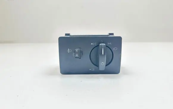 Ford Focus Light switch 7M5T13A024FA