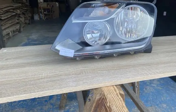 Volkswagen Amarok Headlight/headlamp 2H1941015AA