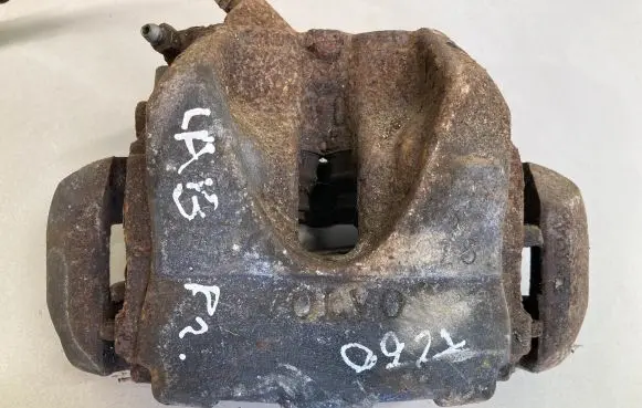 Volvo XC60 Front brake caliper
