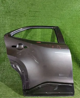 Toyota Yaris Cross Rear door 
