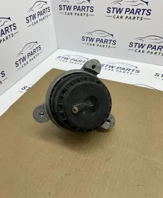BMW 5 F10 F11 Engine mount bracket 6780263