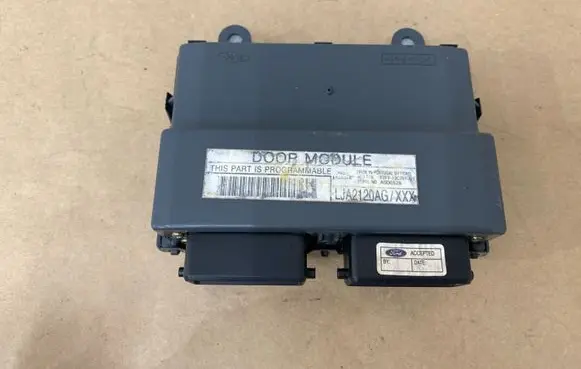 Jaguar XK8 - XKR Door control unit/module LJA2120AG A006528 F7FF13C791AH